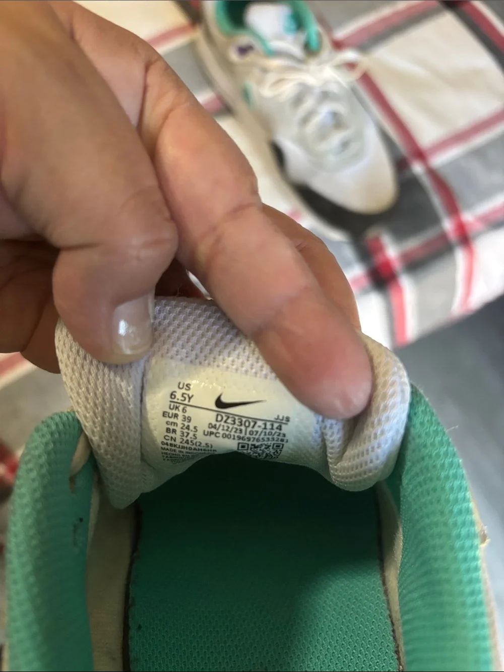 Nike classic women